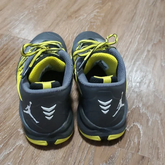 (5.5) Air Jordan PoduLite Lace Up Athletic Sneakers Basketball NBA Activewear - Picture 5 of 12